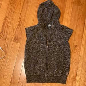 Roots Canada short sleeve sweater size S